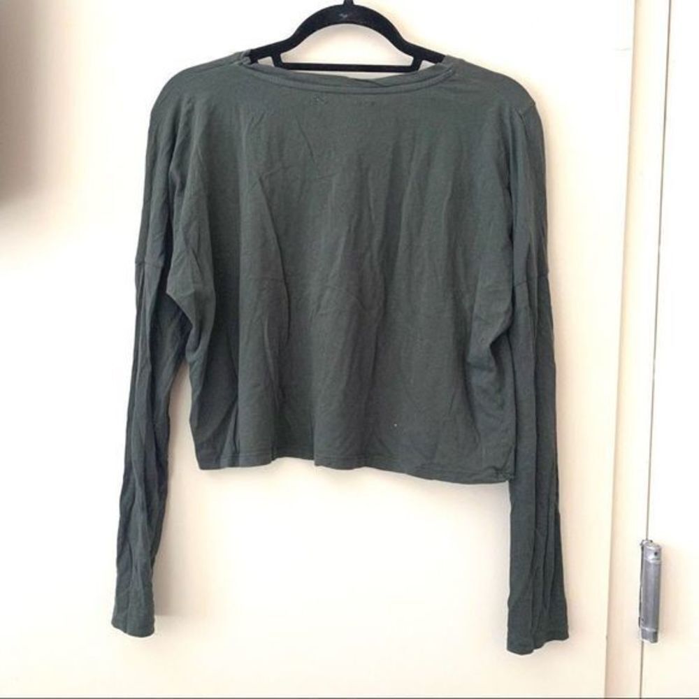ZARA Basic Long Sleeve - Picture 3 of 5